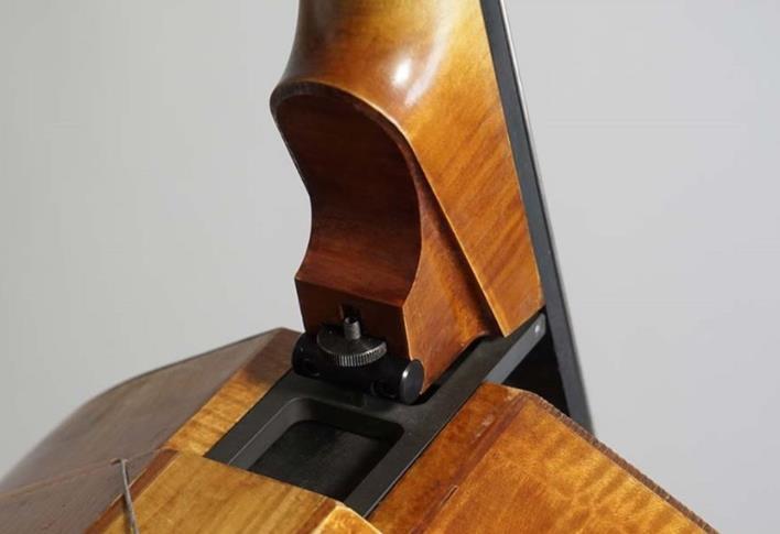 圖9 Patrick Charton'Suit-bass'琴頸可調(diào)節(jié)且可快速拆卸